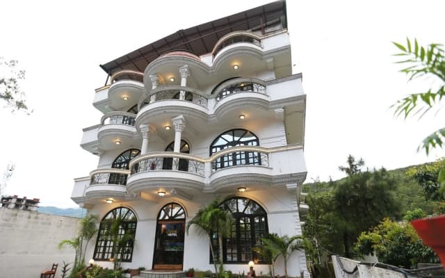 Capital O 5938 Hotel Jungle View Retreat