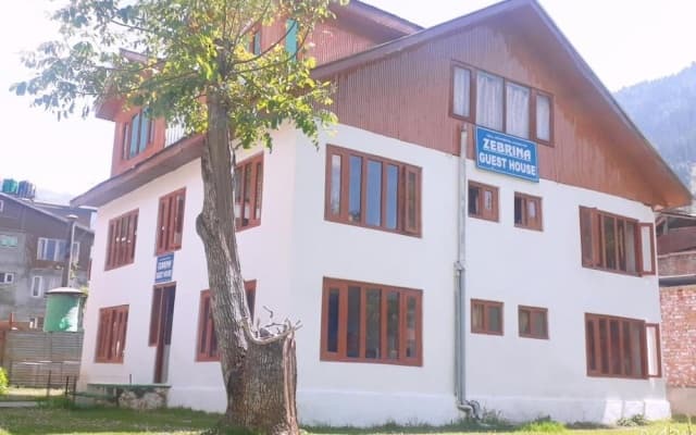 Zebrina Guest House