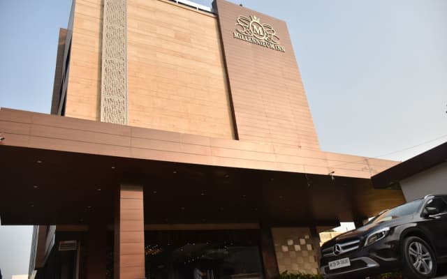 Millennium Inn