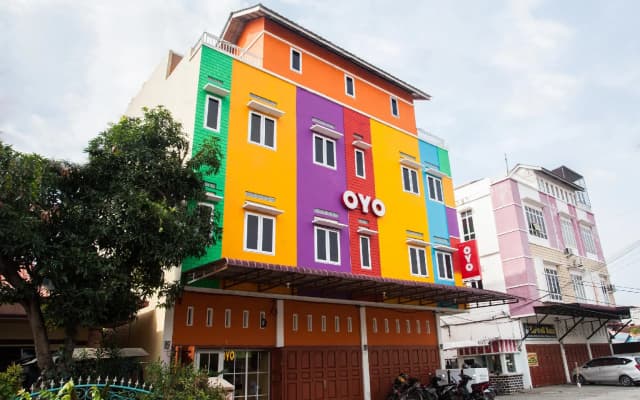 OYO 1052 Sentosa Jaya Guest House Syariah