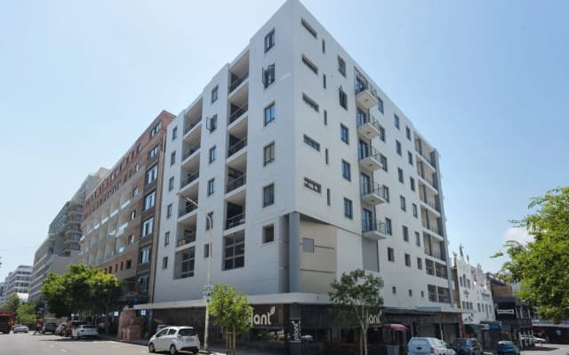 FlatRock Suites