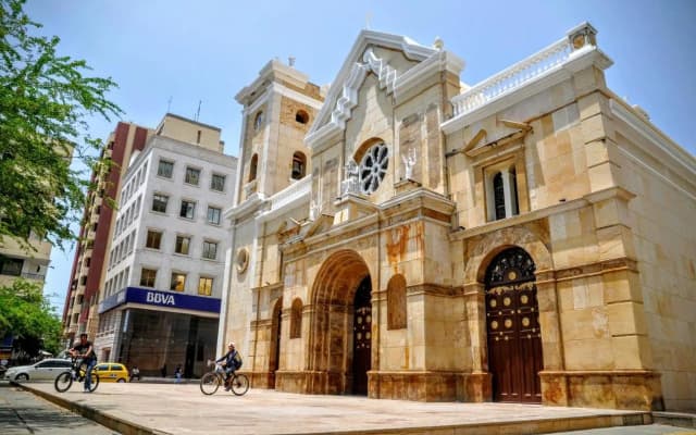 Bona Vida Hotel