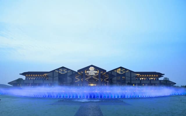 Doubletree By Hilton Hotel Jiaxing
