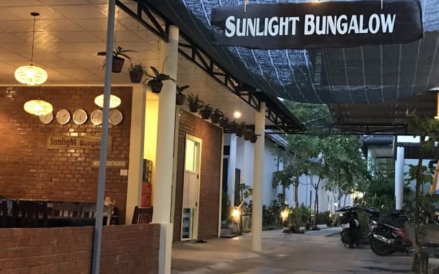 Sunlight Bungalow
