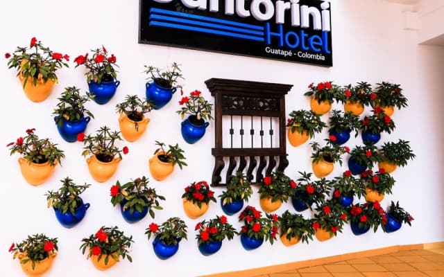 Hotel Santorini