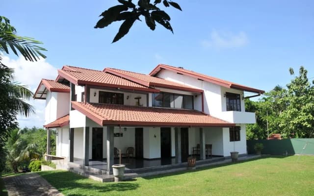 Villa 42 by Tree