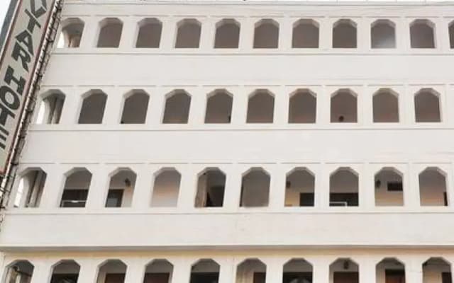 Hotel Avtar At New Delhi Railway Station