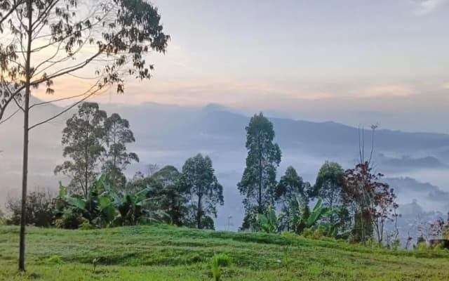 Snow Princess Mountain Glamping Resort at Clubbali, Lembang