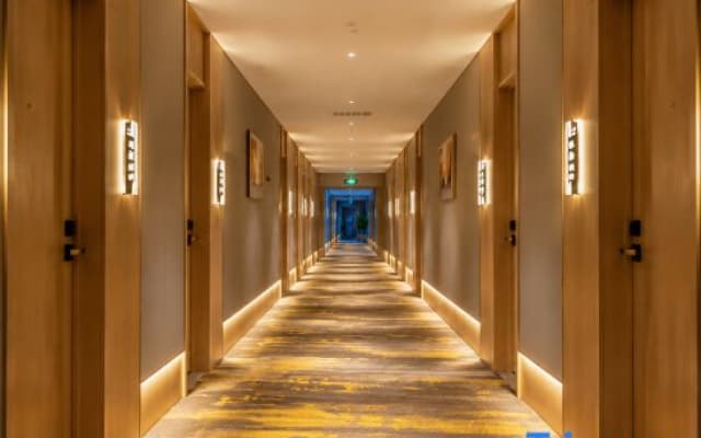 Xionganman Shidun Hotel (Xionganmanxinqu Aowei Road Branch)