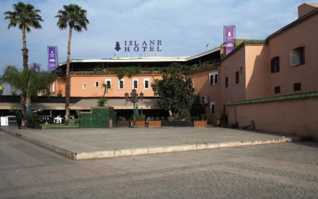Islane Hotel