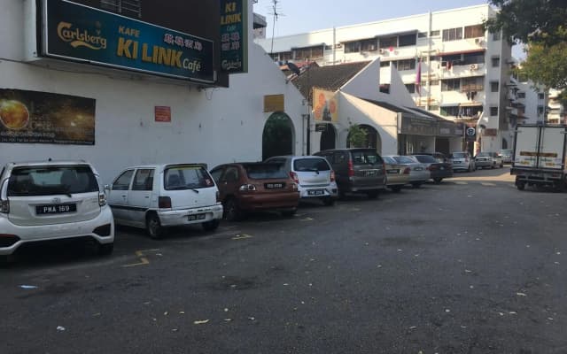 Macallum Budget Muslim Homestay