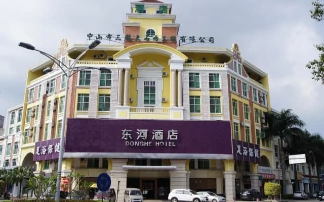 Donghe Hotel