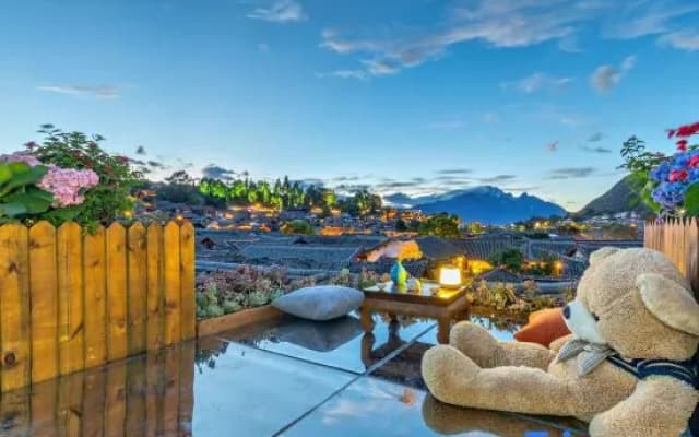 Lijiang JianXueShan Snow Mountain View Boutique Inn