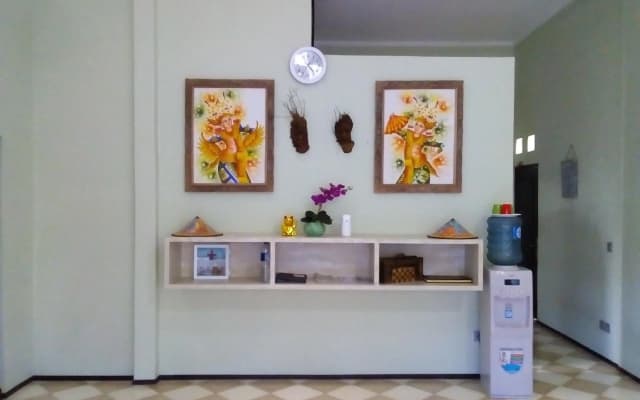 ALA Hostel
