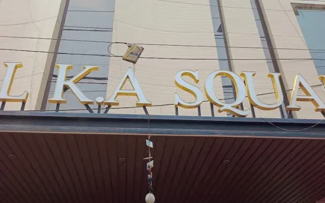 Hotel K A Square