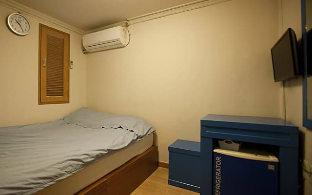 Long stay hostel Sinchon Hongdae