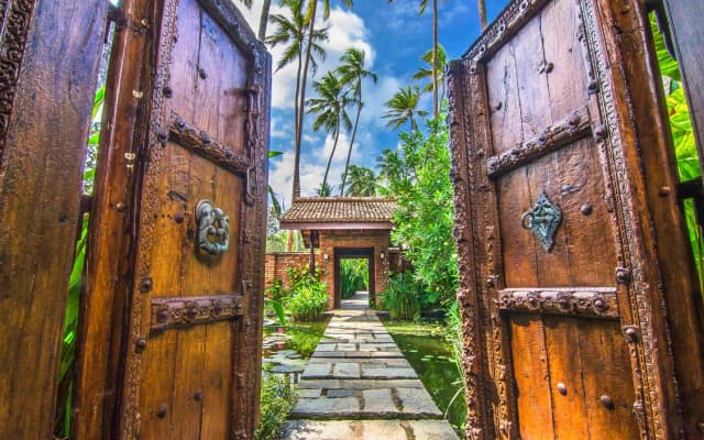 Reef Villa & Spa