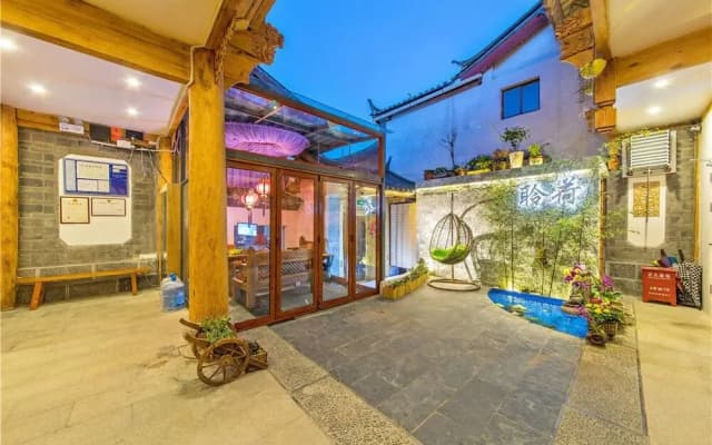 Ling He Boutique Inn