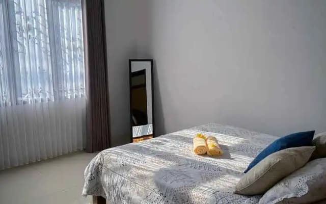 Hening Pool Residence