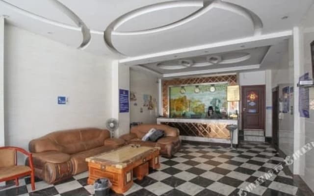 Longtai Business Hotel
