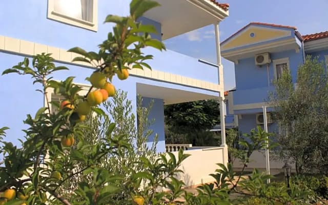 Cundavilla Hotel & Suites