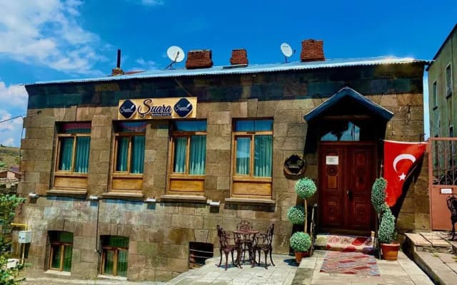 Suara Hotel