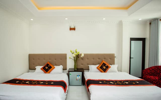 Van Hoa Ninh Binh Hotel