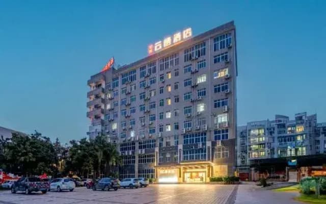 Huating hotel