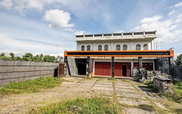 Hotel O Ayu Bypass MansionNearBundaran Gerung