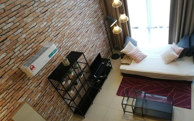 Chrisenbel Suites - Pinnacle PJ