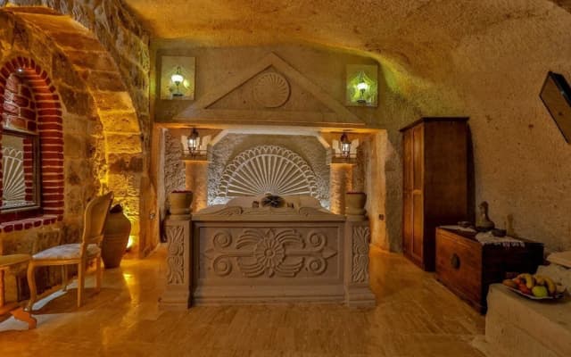 Casia Cave Suites