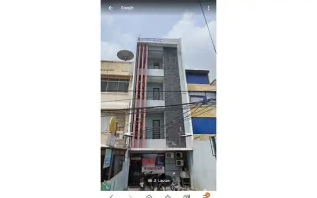 Lautze Residence