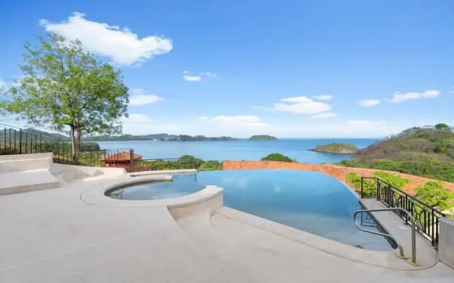 Stylish Villa with Brand-New Furniture, Panoramic Ocean Views, and Infinity Swimming Pool & Hot Tub