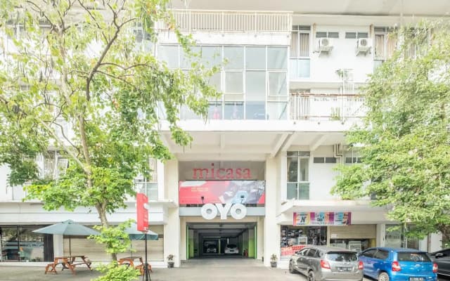 OYO 818 Micasa Residence