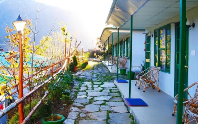Himalayan High, Auli, By Himalayan Eco Lodges