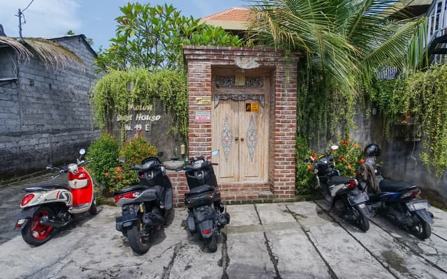 D'Meten Guest House Canggu