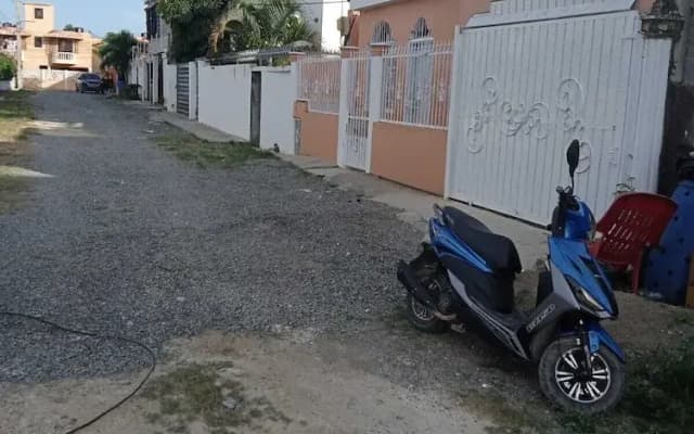 Villa con Piscina en Boca Chica