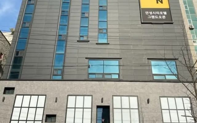 Anseong City Hotel