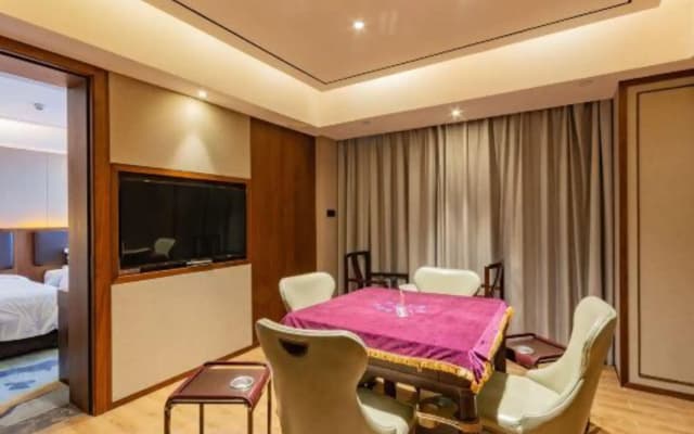 Tianxiachan Binjiang Hotel