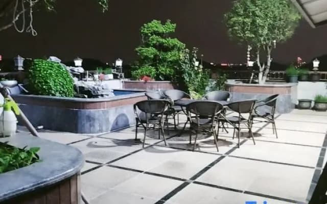 Yaduo Hotel (Tingshan Square)