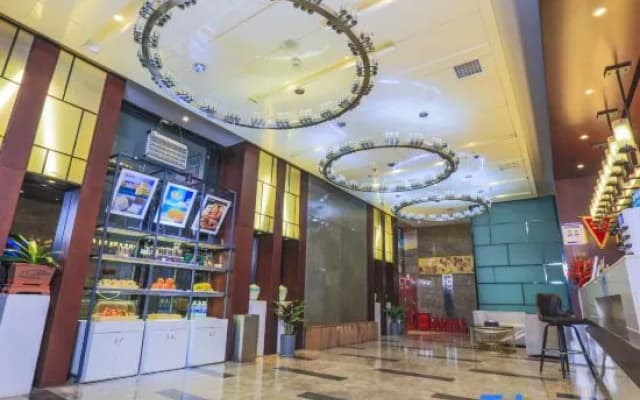 Yihe Hotel (Xinyang Railway Station Shanhe South Road Branch)