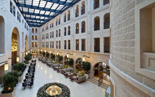 Hilton Dalian