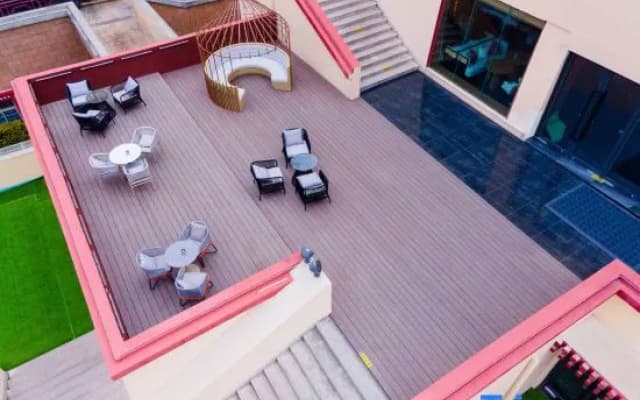 Lixian Bipenggou Jixianggu Hotel