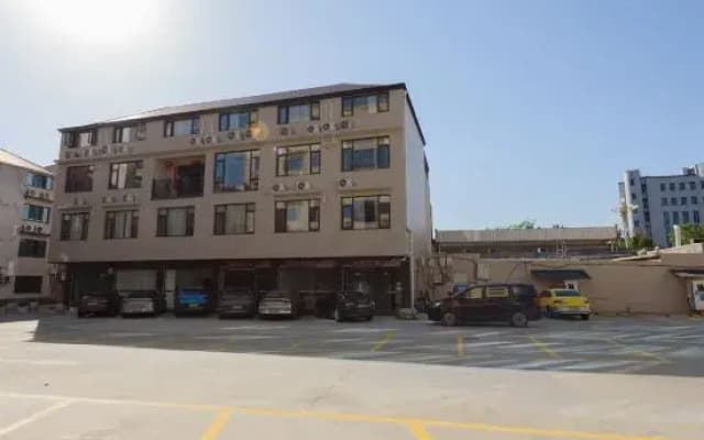 Dolphin Bay Hotel
