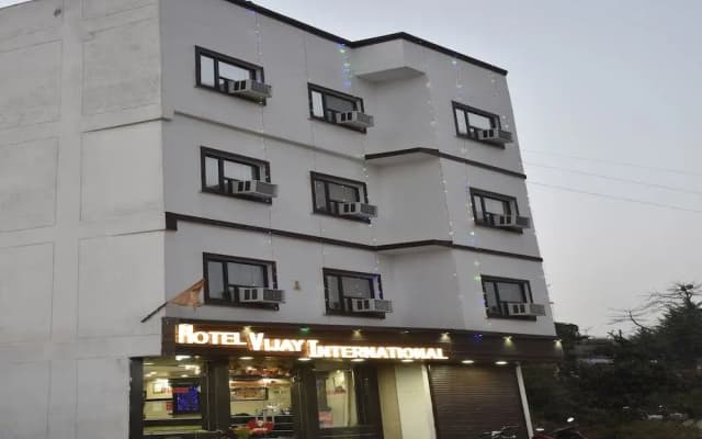 Hotel Vijay International