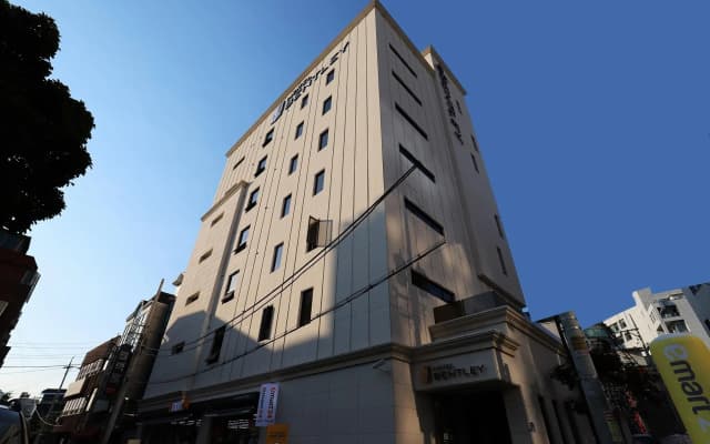 Hotel Bentley