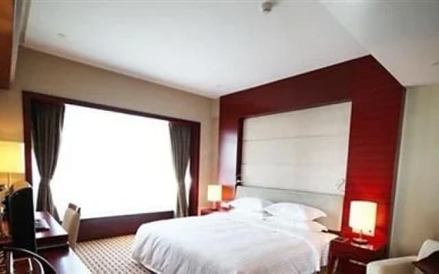 ShineWon Continental Hotel