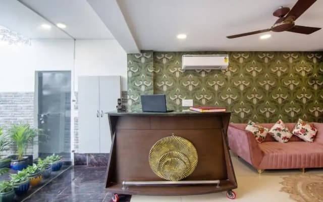 Hotel Fortune Home