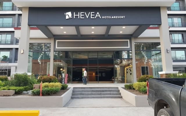 Sunday Hevea Hotel and Resort