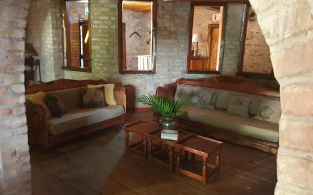 Marrob Lodge